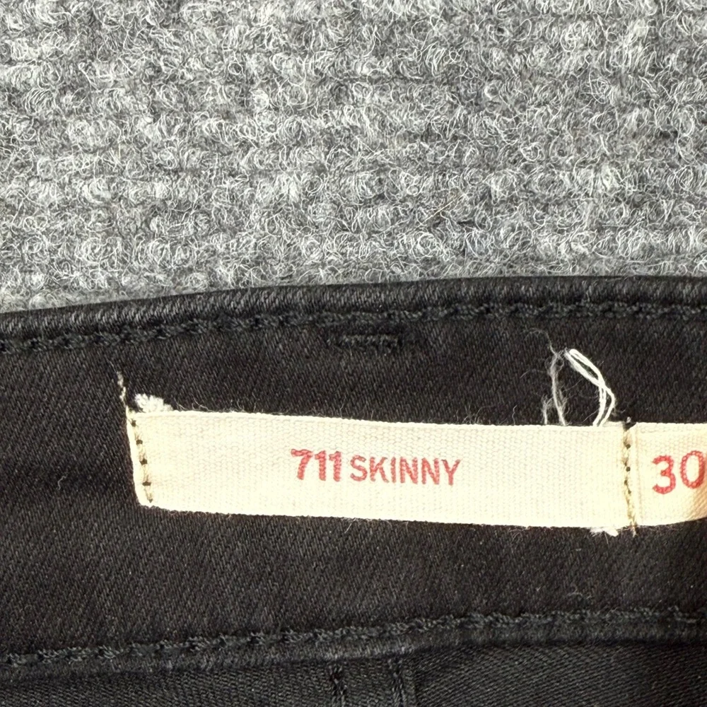 Levi Strauss Co Pants 711 Skinny Black Jeans Size W30 x L30 Cotton Blend Women's